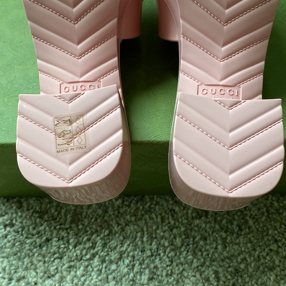 Brand new never worn Gucci GG Slides Sz 38 Pink - Picture 5 of 7